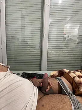 Snapshot of Sammy69hard69 chatting on 10.02.25 Sammy69hard69 online show from 10.02.25