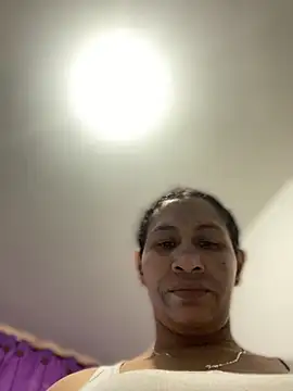 Carola-Ross online show from 10.18.25