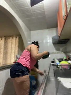 Carola-Ross online show from 04.12.26