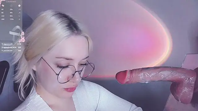 Snapshot of _chatur_babe chatting on 03.22.25  chatur babe online show from 03.22.25