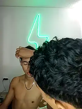 BrawnLove02 online show from 02.08.25