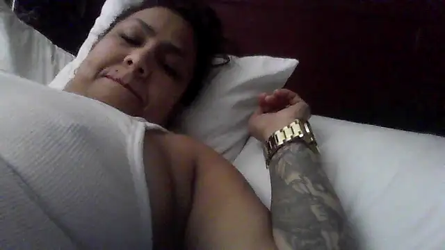 Snapshot of SweetSexyLatina chatting on 05.22.26 SweetSexyLatina online show from 05.22.26