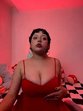 Snapshot of Elice_cooper_ chatting on 12.20.25 Elice cooper online show from 12.20.25