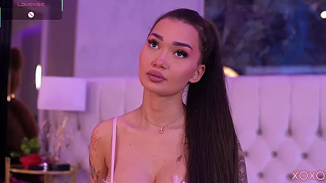 SashaFerrera online show from 09.30.25