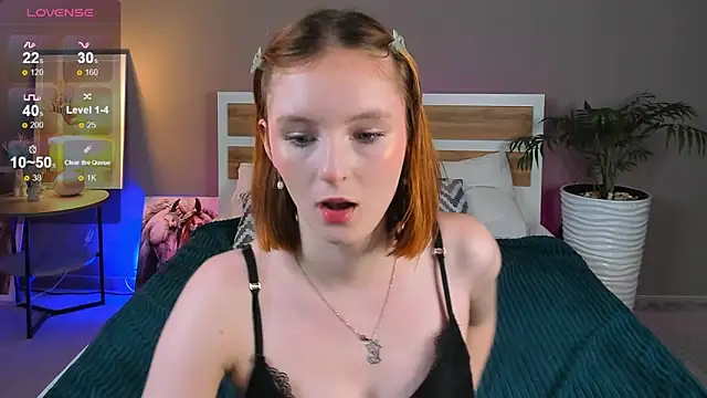 Snapshot of Snega_Ginder chatting on 03.18.25 Snega Ginder online show from 03.18.25