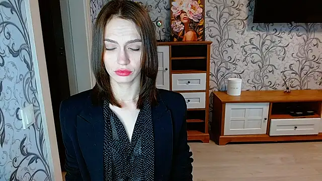 Snapshot of Lady_Sunshine_ chatting on 10.03.25 Lady Sunshine  online show from 10.03.25