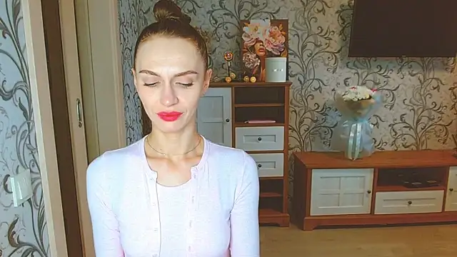 Snapshot of Lady_Sunshine_ chatting on 10.09.25 Lady Sunshine  online show from 10.09.25