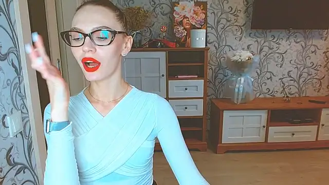 Snapshot of Lady_Sunshine_ chatting on 10.12.25 Lady Sunshine  online show from 10.12.25