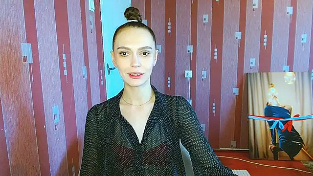 Snapshot of Lady_Sunshine_ chatting on 10.30.25 Lady Sunshine  online show from 10.30.25