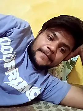 Snapshot of ThrillerBoydsak chatting on 03.10.25 ThrillerBoydsak online show from 03.10.25