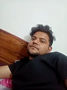 Snapshot of ThrillerBoydsak chatting on 10.17.25 ThrillerBoydsak online show from 10.17.25