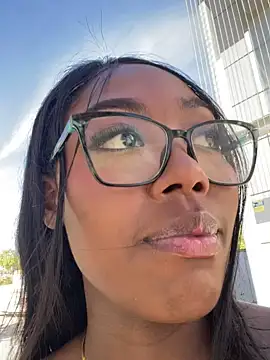 ThianaLopez online show from 09.24.25