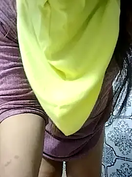 Snapshot of nouhaty chatting on 03.06.25 nouhaty online show from 03.06.25