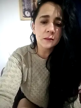 Snapshot of Alanna_11 chatting on 10.09.25 Alanna 11 online show from 10.09.25