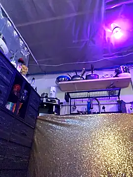 Snapshot of BBWMistressEmily chatting on 02.27.25 BBWMistressEmily online show from 02.27.25