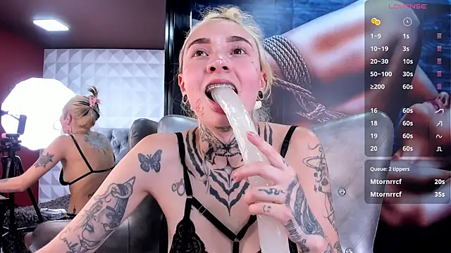 Snapshot of miss___angel chatting on 02.15.25 miss   angel online show from 02.15.25