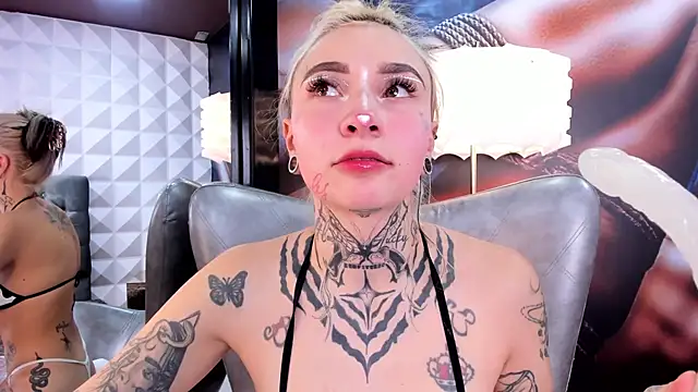 Snapshot of miss___angel chatting on 02.24.25 miss   angel online show from 02.24.25