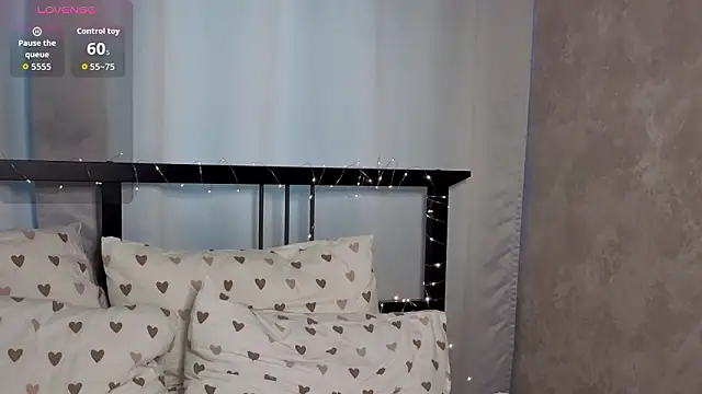 Snapshot of JoYung chatting on 03.22.26 JoYung online show from 03.22.26