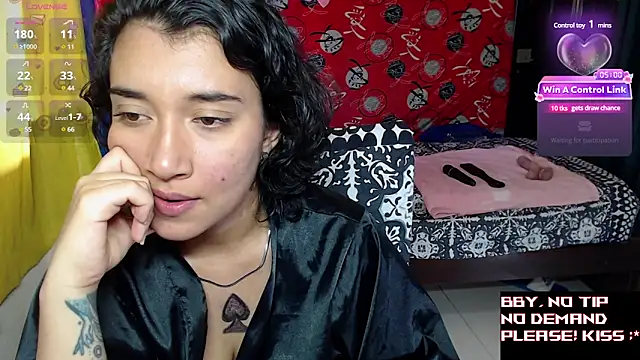 Robin H00t online show from 03.22.25