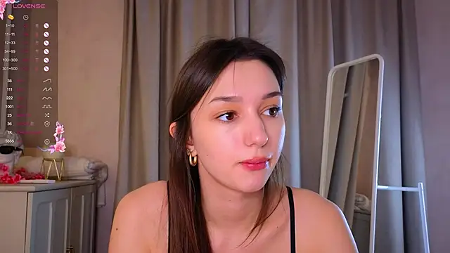 ColleenCox online show from 03.21.25