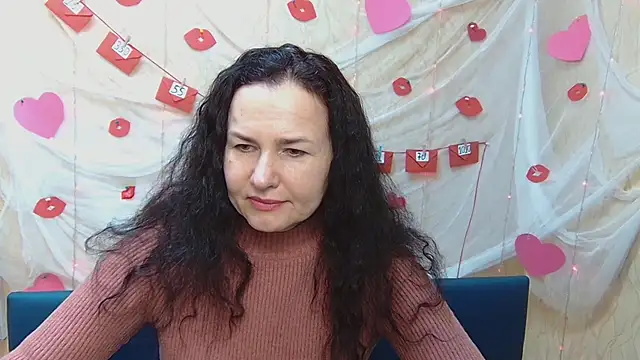 Miroslava Happi online show from 02.12.25