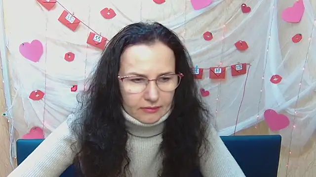 Miroslava Happi online show from 02.14.25