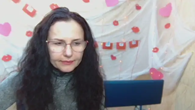 Miroslava Happi online show from 02.21.25