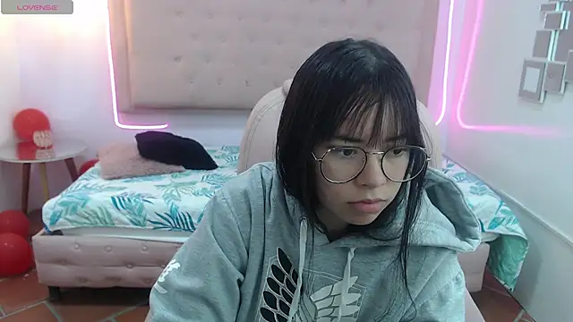 Snapshot of honnielane chatting on 02.19.25 honnielane online show from 02.19.25