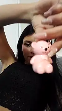 Snapshot of CHLOE_ISABELL chatting on 03.15.25 CHLOE ISABELL online show from 03.15.25