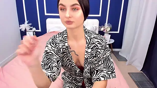 EmmaOlsen4u online show from 02.12.25