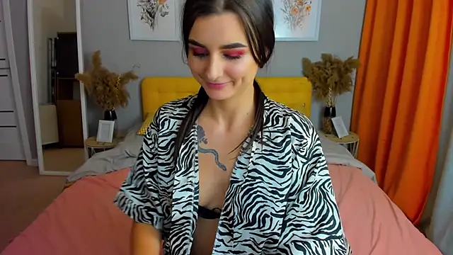 EmmaOlsen4u online show from 02.24.25