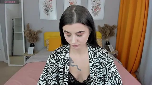 EmmaOlsen4u online show from 03.01.25