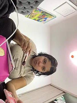 emyrose2 online show from 03.02.25