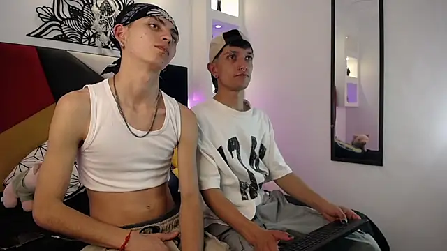 MaikyCooper online show from 02.28.25