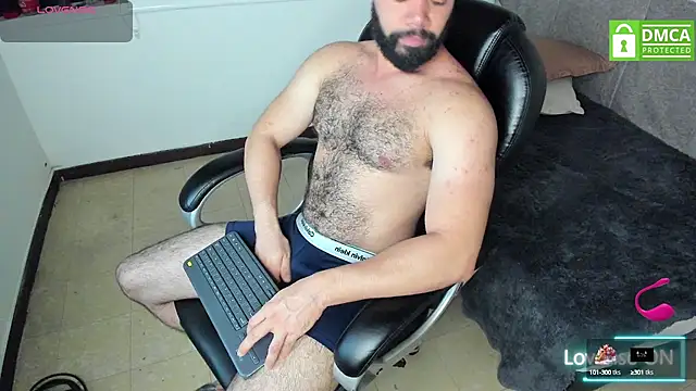 Luke Diaz7 online show from 11.10.25