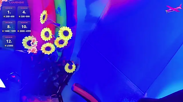 Snapshot of emelly_horny_ chatting on 09.26.25 emelly horny  online show from 09.26.25