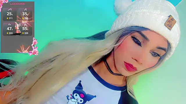 Snapshot of emelly_horny_ chatting on 10.09.25 emelly horny  online show from 10.09.25