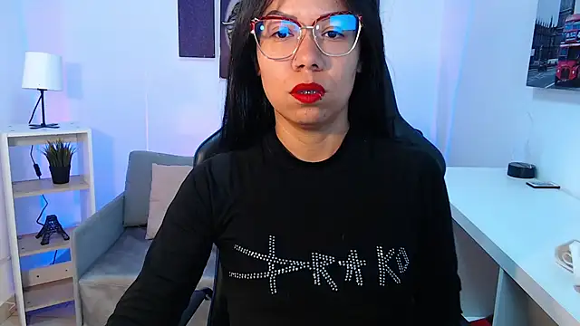 Snapshot of Katelady chatting on 10.21.25 Katelady online show from 10.21.25