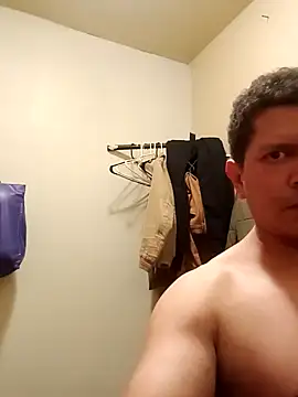 machoactivo1 online show from 02.08.25