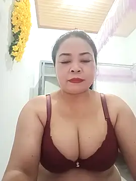 Baby-bigtits2024 online show from 02.21.25