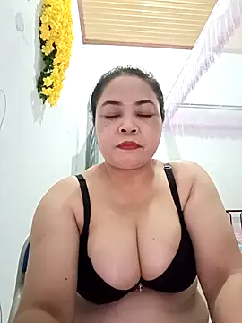 Baby-bigtits2024 online show from 02.26.25