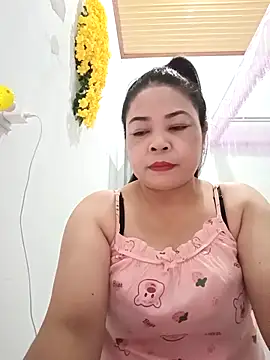 Baby-bigtits2024 online show from 03.07.25