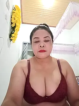 Baby-bigtits2024 online show from 03.18.25