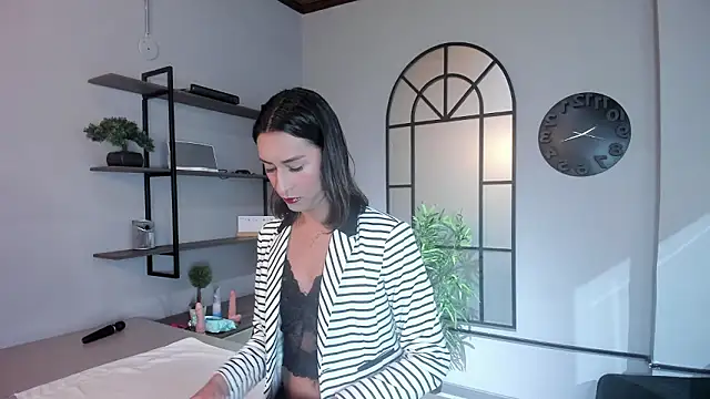 Georgina Palacios  online show from 03.03.26