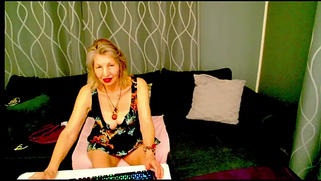 adeleadison online show from 12.19.25