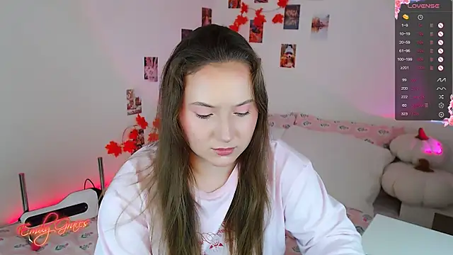 EmilyxxGraces online show from 11.22.25