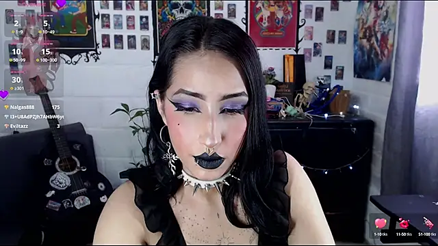 Snapshot of Nyx_Blackmoon chatting on 02.25.25 Nyx Blackmoon online show from 02.25.25