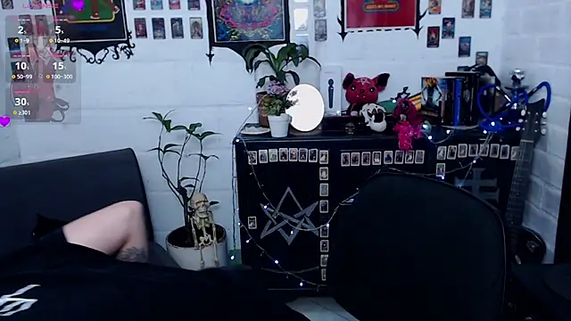 Snapshot of Nyx_Blackmoon chatting on 03.20.25 Nyx Blackmoon online show from 03.20.25