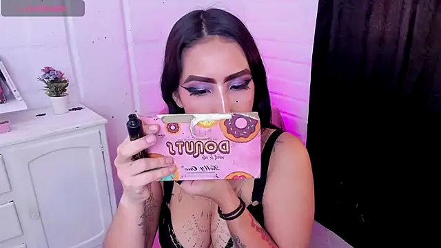 Snapshot of Nyx_Blackmoon chatting on 09.09.25 Nyx Blackmoon online show from 09.09.25