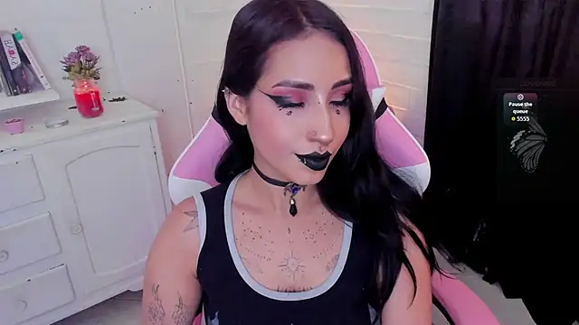 Snapshot of Nyx_Blackmoon chatting on 09.28.25 Nyx Blackmoon online show from 09.28.25